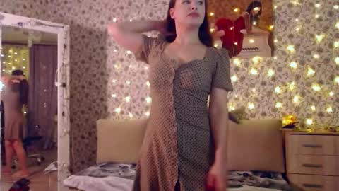 Rosie is waiting for YOU online show from November 17, 3:42 am