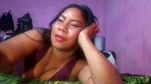 rosmerynavarro online show from December 26, 2:22 am