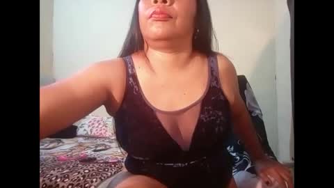 rosmerynavarro online show from February 27, 8:07 am