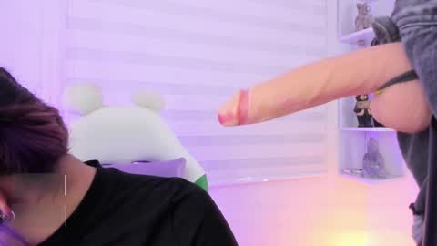   online show from March 6, 11:31 pm