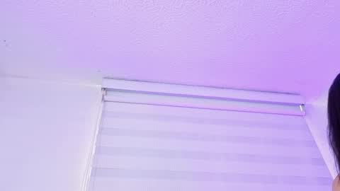   online show from April 15, 7:58 pm