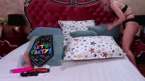 Snapshot of rossecougar_x chatting on March 12, 6:40 am Rosse Cougar online show from March 12, 6:40 am