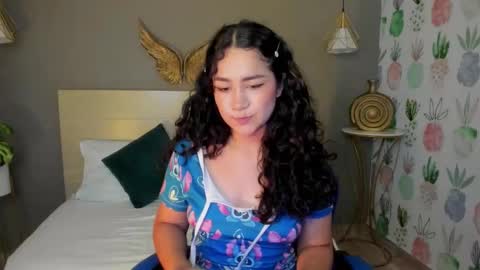 rossie_lanie_ online show from March 6, 7:57 pm
