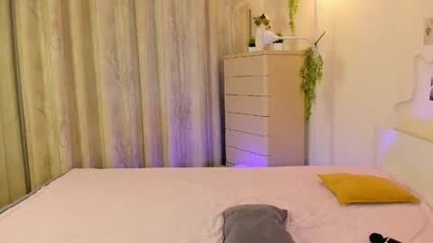 Im Luna online show from May 29, 2:09 am