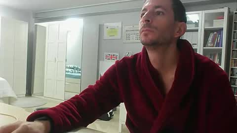 roubarixx online show from October 26, 7:09 am