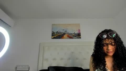 rouse_sexy_hotxx77 online show from May 2, 3:01 am