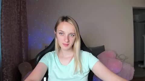 Snapshot of rousereed chatting on September 23, 11:59 am Rouse online show from September 23, 11:59 am