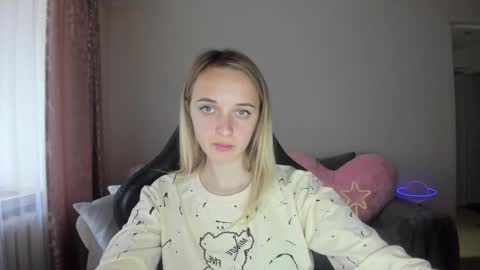 Snapshot of rousereed chatting on October 10, 12:44 pm Rouse online show from October 10, 12:44 pm