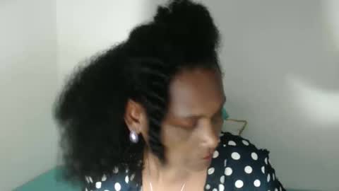 luxa online show from February 11, 9:29 pm