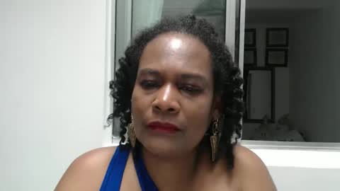 luxa online show from May 17, 3:10 pm