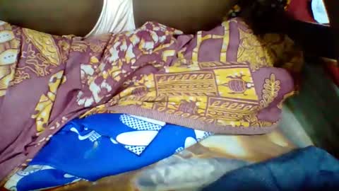 rovaelyah online show from November 7, 8:17 am