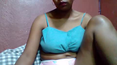 rovaelyah online show from October 14, 9:12 am