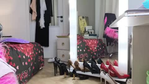 Roxalana online show from May 25, 10:38 pm