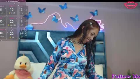 Roxane online show from March 10, 5:12 am