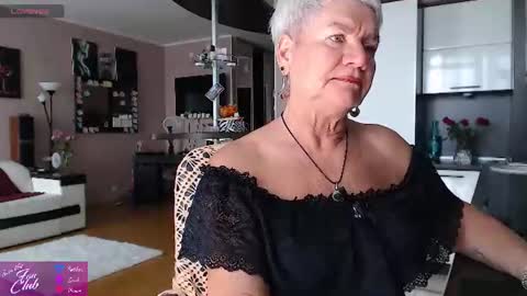 Roxana online show from July 10, 8:19 am