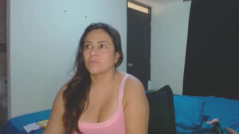 roxanasexy2025 online show from November 23, 12:36 pm