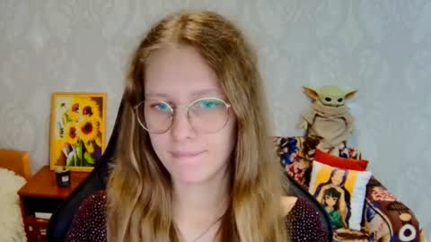 roxie_shy online show from November 28, 9:16 am