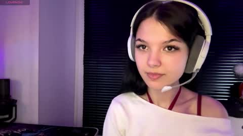 Hana online show from November 27, 3:20 pm