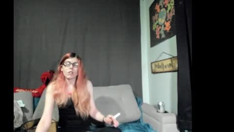 roxihazeleyes online show from October 5, 8:45 am