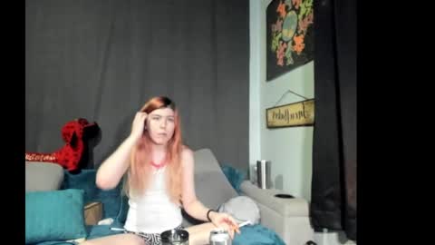 roxihazeleyes online show from October 9, 6:35 pm