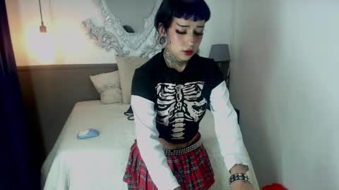 roxan online show from April 13, 8:57 pm