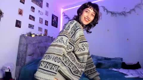 Snapshot of roxxystar_ chatting on February 6, 4:42 am Roxxane online show from February 6, 4:42 am