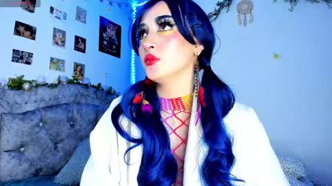 Snapshot of roxxystar_ chatting on March 11, 7:35 am Roxxane online show from March 11, 7:35 am
