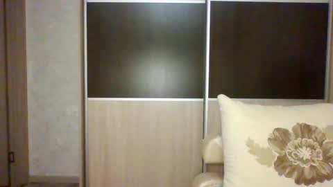 Roxxy Wharton online show from October 19, 7:35 am