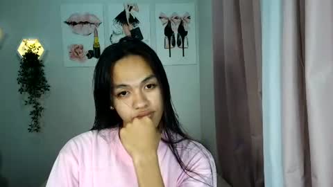 roxy358888 online show from August 6, 10:35 am