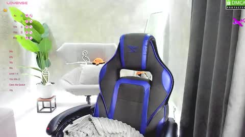 Roxy fiery online show from November 20, 1:59 am