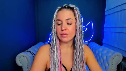 Roxy online show from November 15, 2:35 am