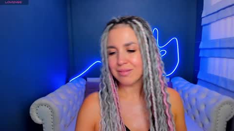 Roxy online show from April 9, 6:19 am