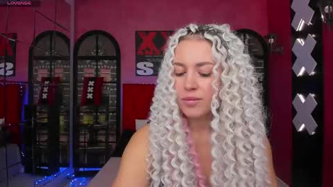 Roxy online show from May 16, 2:08 am