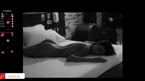 Snapshot of roxy_pk_ chatting on January 10, 11:08 pm R O X Y online show from January 10, 11:08 pm