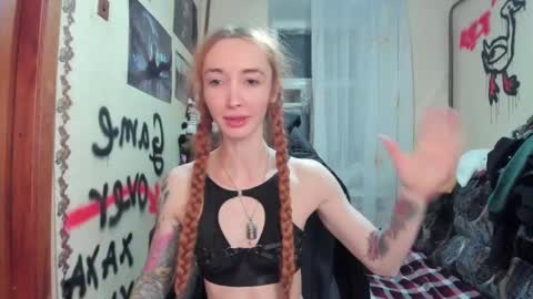 Roxy online show from February 26, 10:15 pm