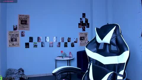 Roxy GMT2 Mon 10 AM - 4 PMTue 10 AM - 4 PM Wed 10 AM - 4 PM Sat 10 AM - 4 PM Sun 10 AM - 4 PM. online show from April 2, 2:52 am