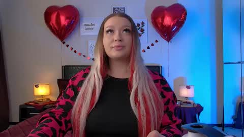 RoxyStormer online show from February 22, 6:06 am