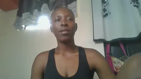 royal_kendrah online show from September 28, 7:17 am