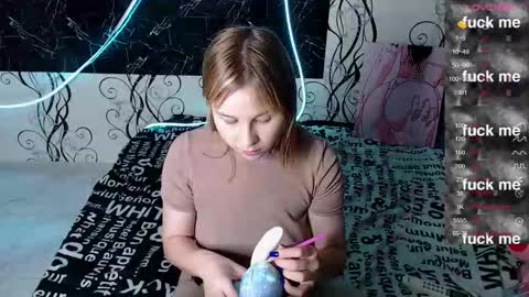 angela online show from October 10, 4:24 pm