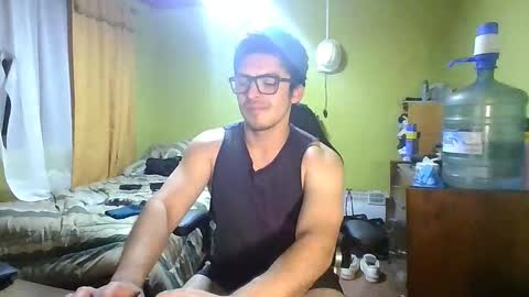 rpaulo25 online show from March 18, 5:02 am