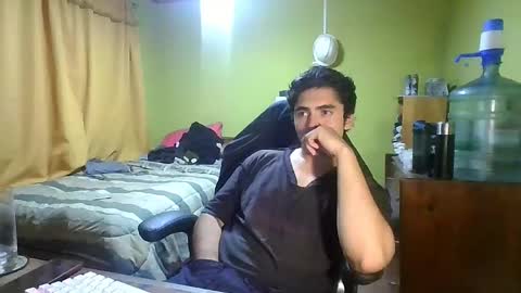 rpaulo25 online show from April 16, 5:40 am