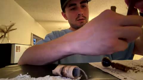 rubenzaragosa09 online show from April 5, 2:30 am