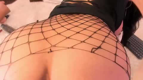 Snapshot of rubi_channel chatting on February 12, 10:26 pm Channel online show from February 12, 10:26 pm