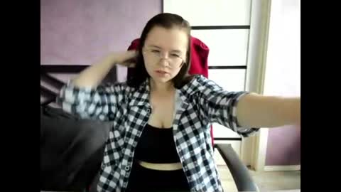 ruby_doyle online show from June 12, 11:42 am