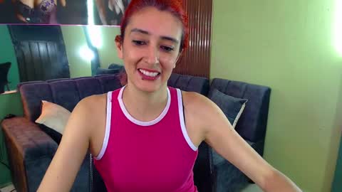 ruby_your_milf online show from March 11, 11:58 pm