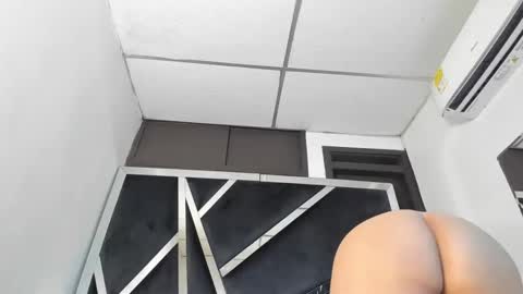 rubyxht online show from October 22, 12:51 pm