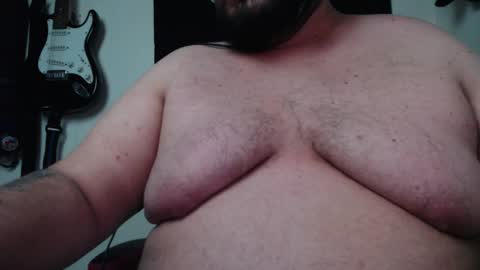 Snapshot of rudebearboy_ chatting on September 23, 5:34 am rudebearboy_ online show from September 23, 5:34 am