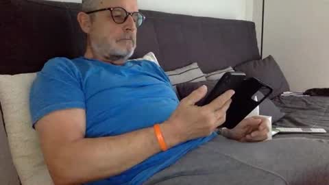 Jimi online show from October 27, 7:41 am