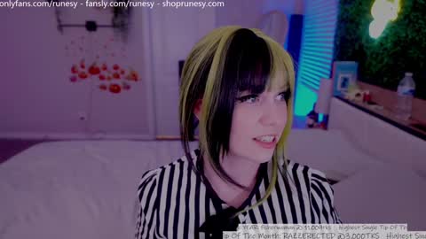 Lady online show from November 2, 3:06 am