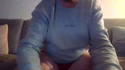 runner_1978 online show from November 23, 6:00 am